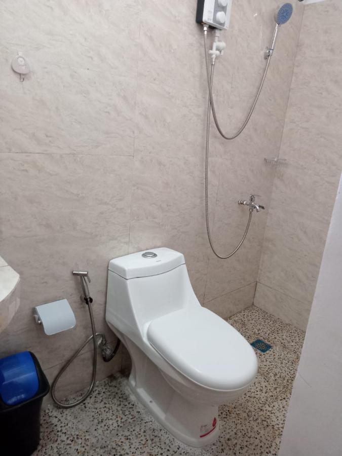 __Aplaridel Inn Suites__ Angeles Exteriör bild