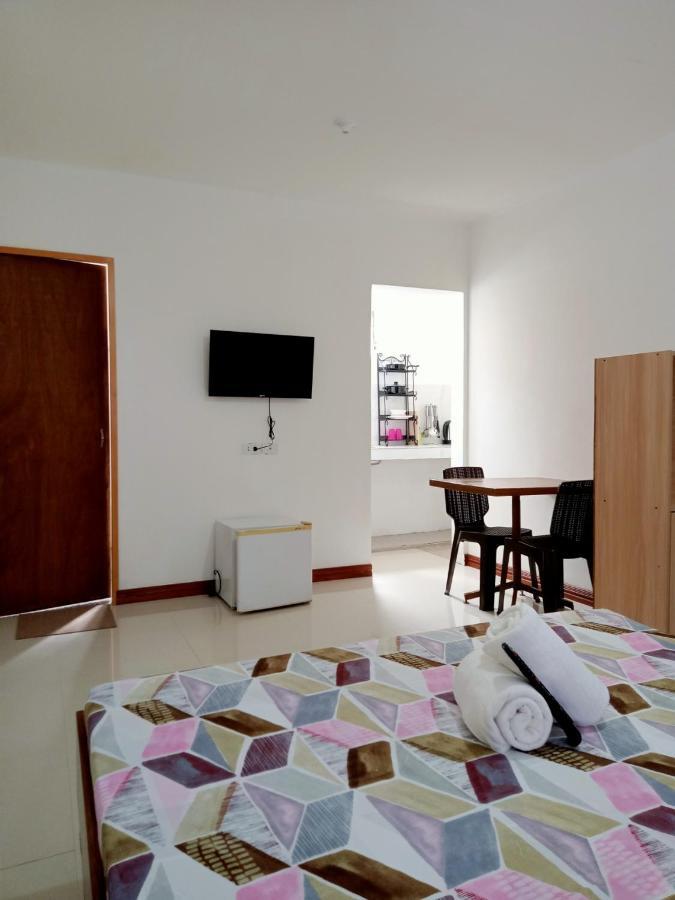 __Aplaridel Inn Suites__ Angeles Exteriör bild