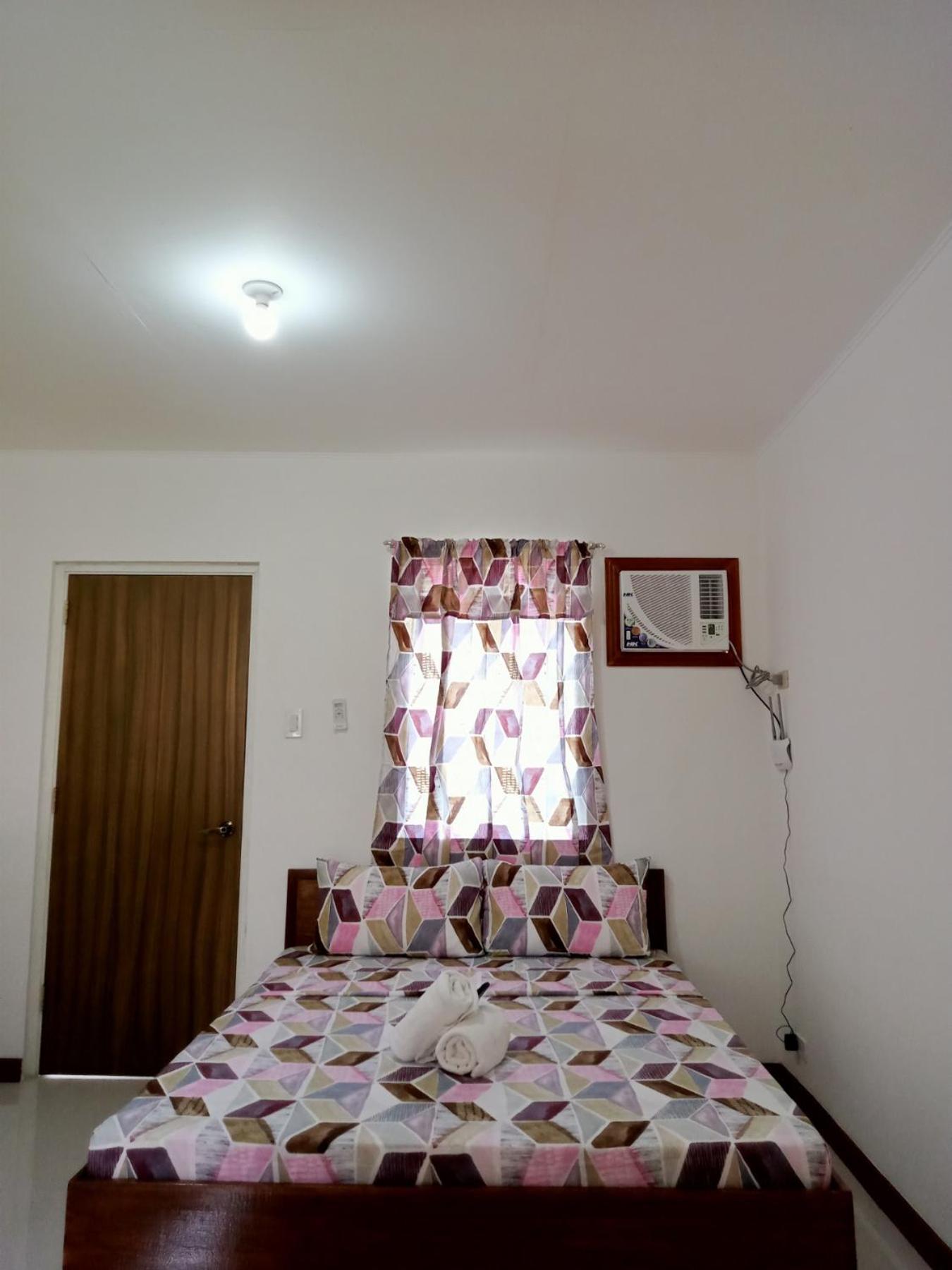 __Aplaridel Inn Suites__ Angeles Exteriör bild