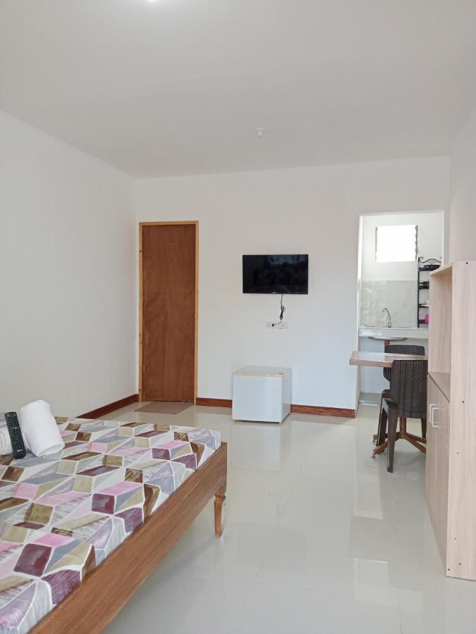 __Aplaridel Inn Suites__ Angeles Exteriör bild